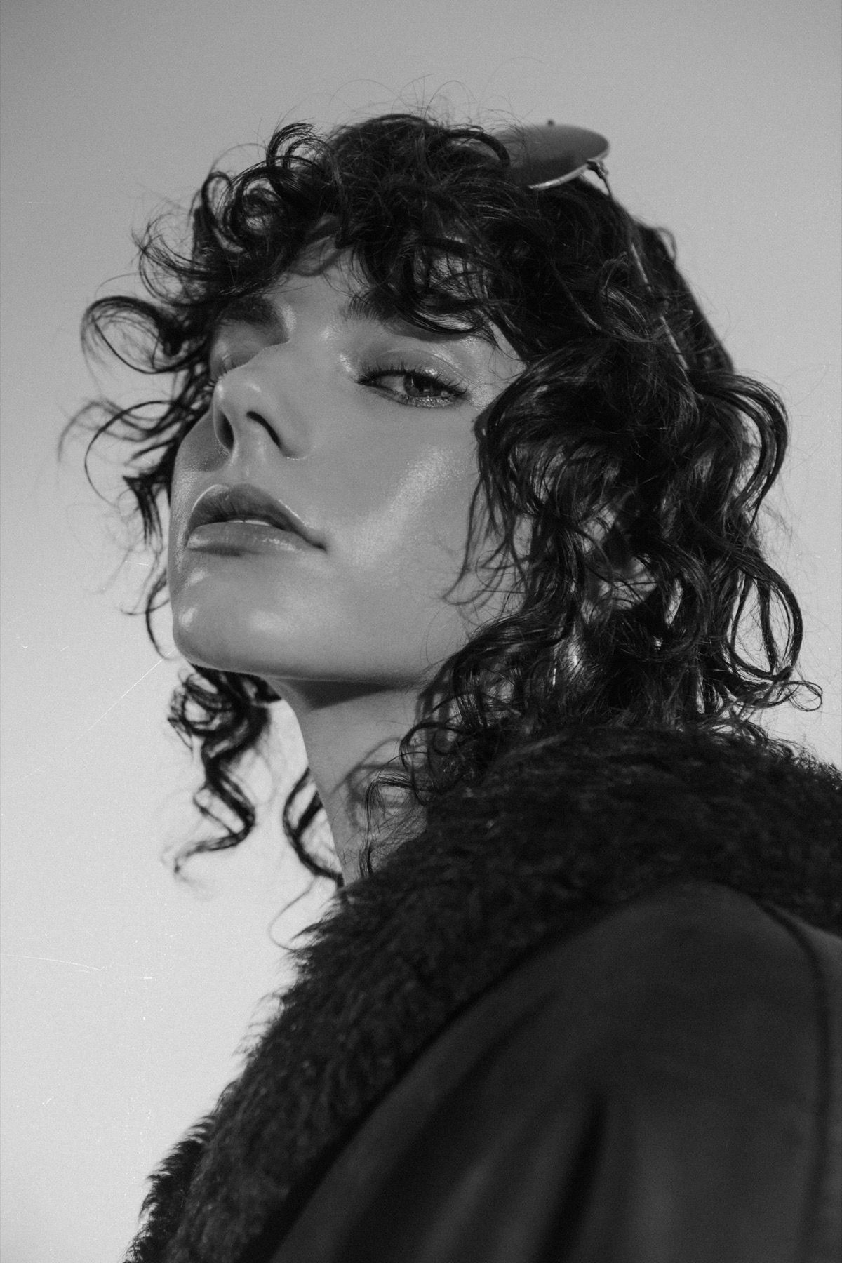 Mártusz Dorina — Black-and-white close-up portrait in profile