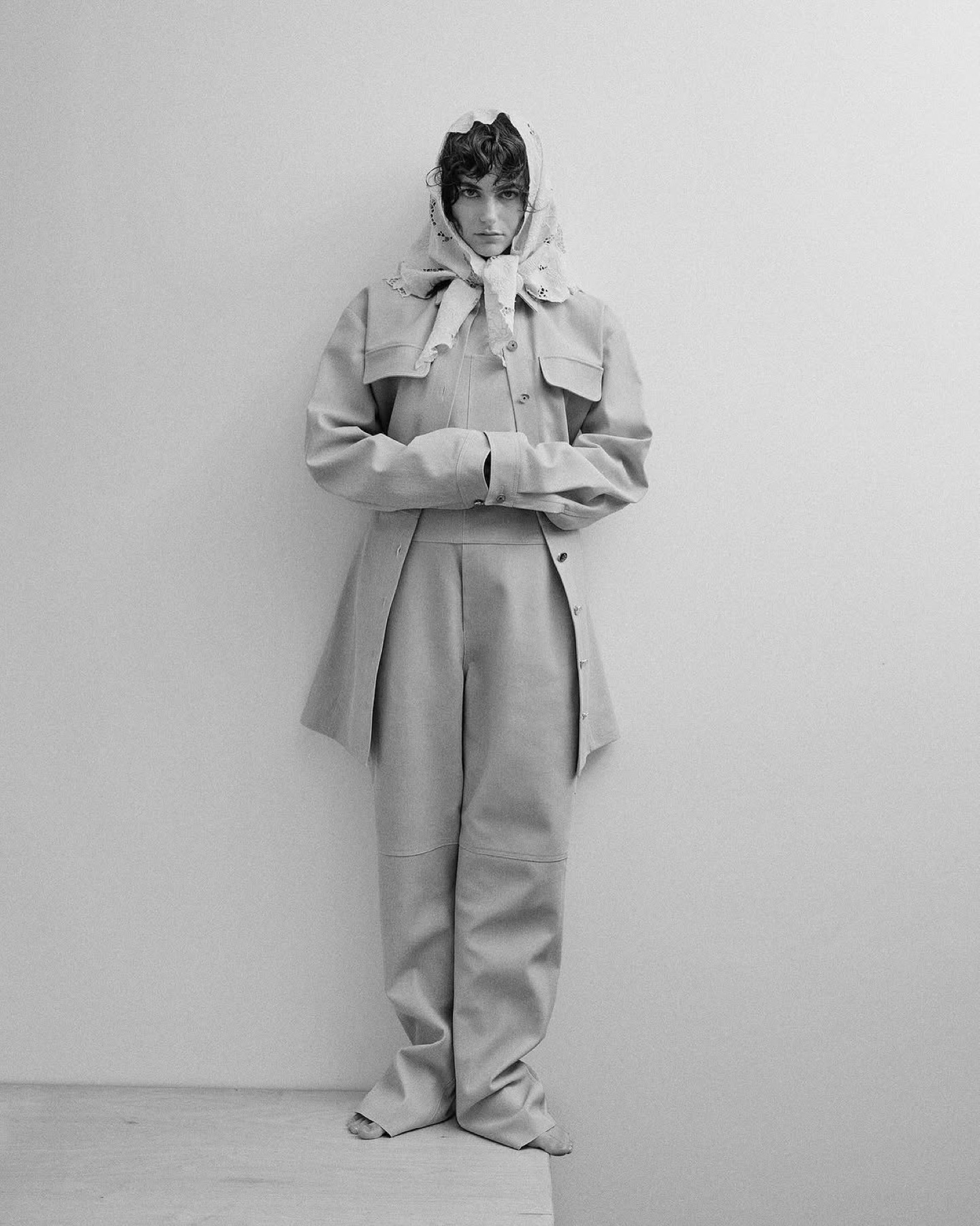 Mártusz Dorina — Full-length editorial in an oversized coat