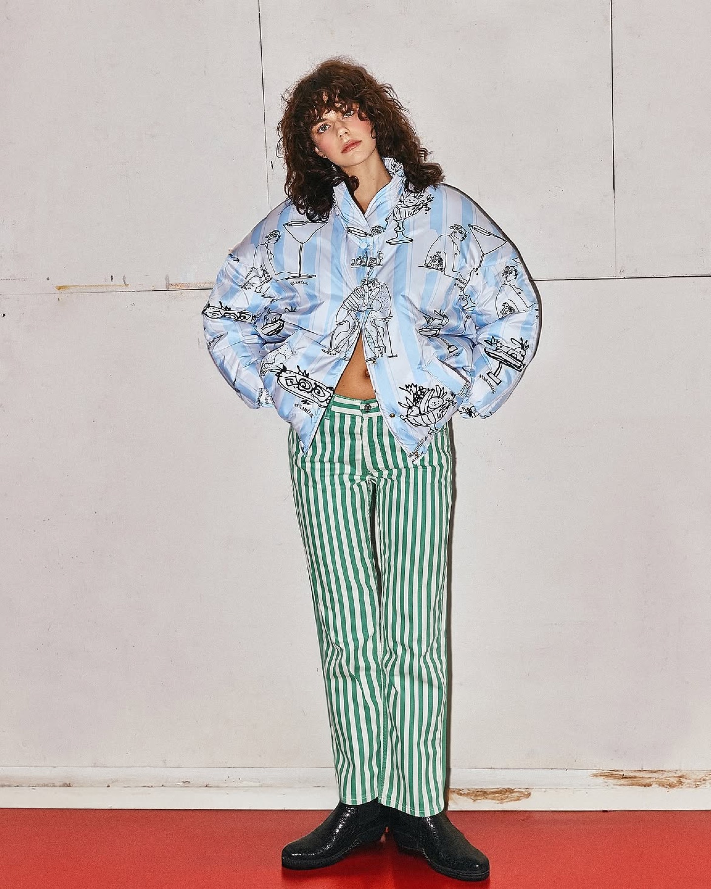 Mártusz Dorina — Fashion portrait in a blue jacket and striped trousers